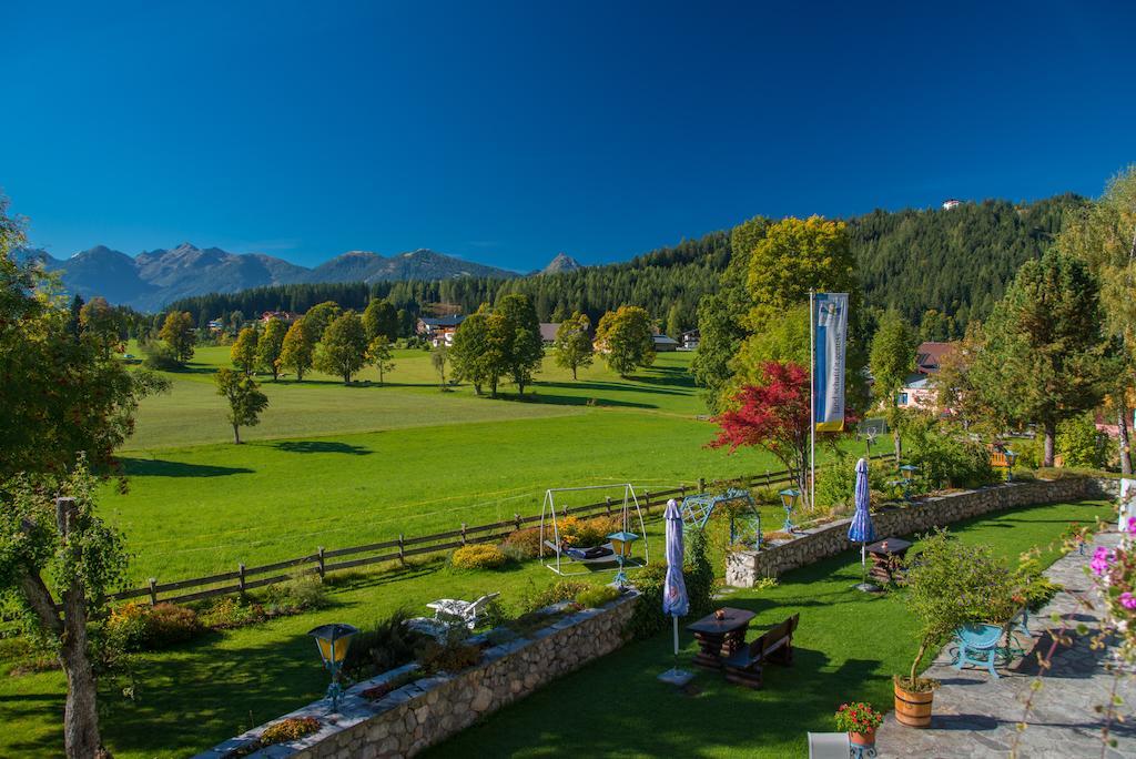 Almfrieden Hotel & Romantikchalet Ramsau am Dachstein Exterior photo